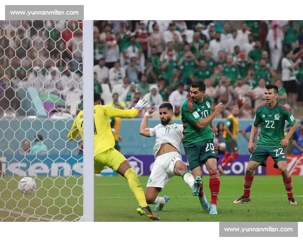 墨西哥 2-0 沙特晋级四强！维加破门 + 马杜乌龙锁定胜局